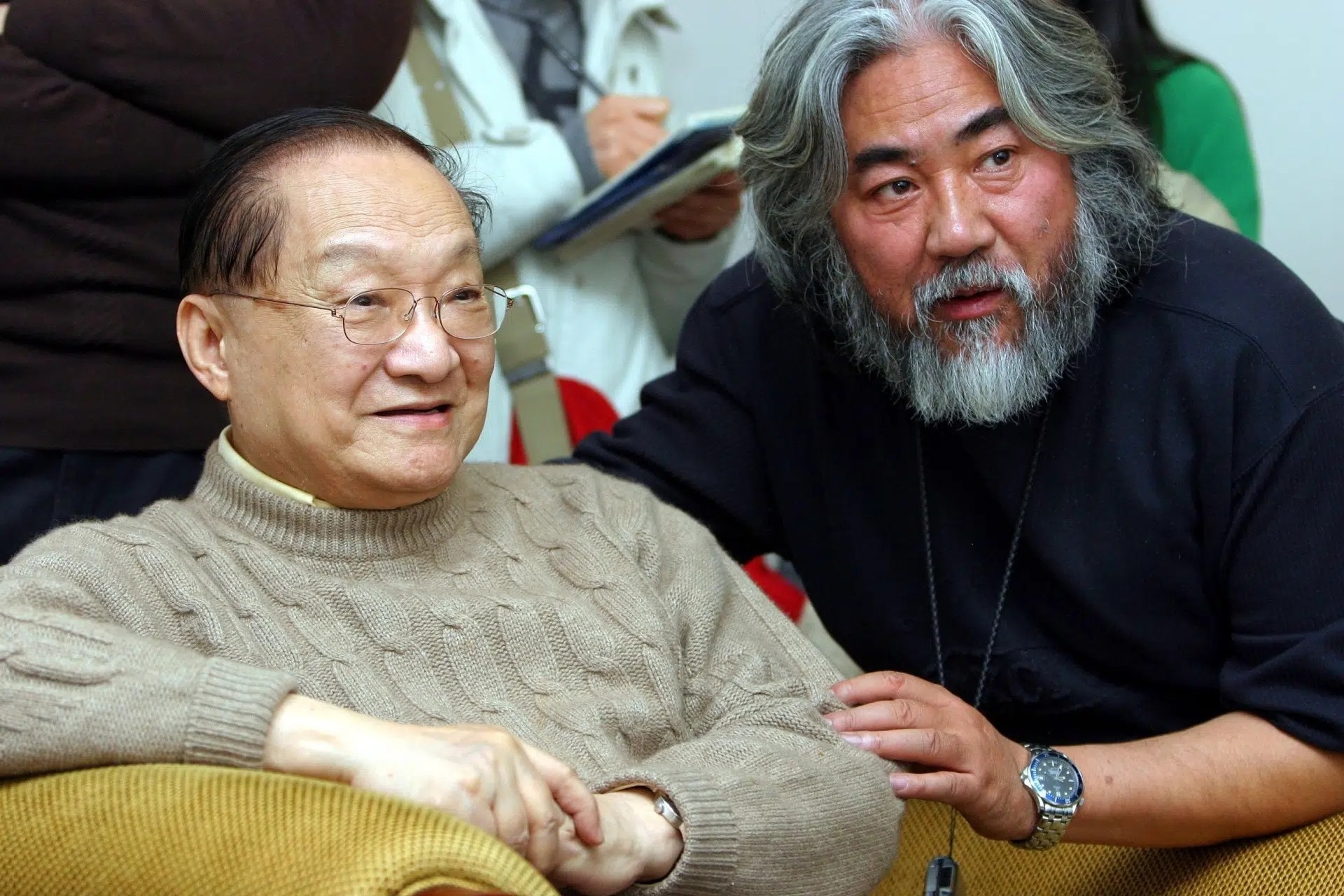 Dao dien Truong Ky Trung va vo moi anh 3