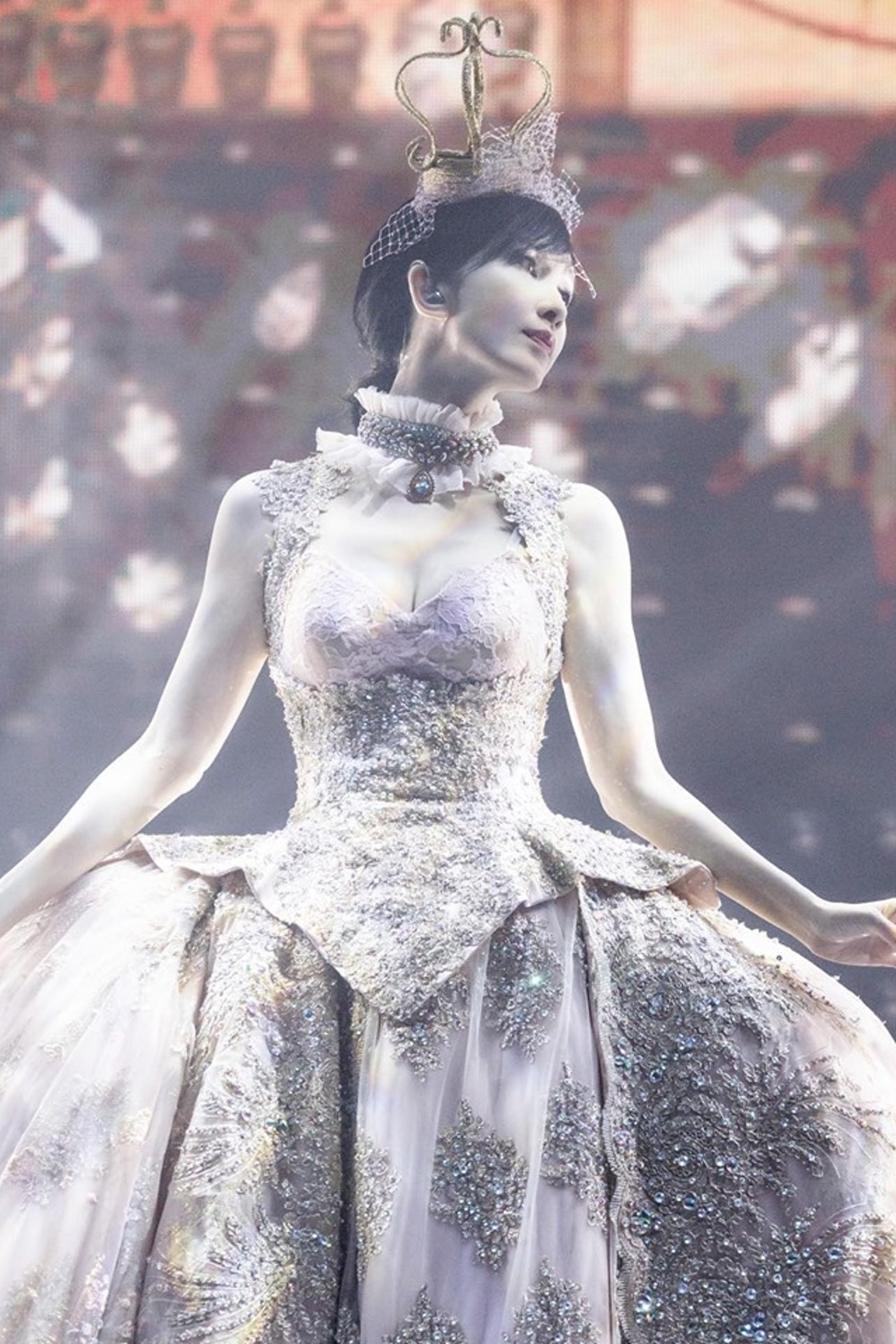 Nhan sac ngoc nu Chau Hue Man anh 3