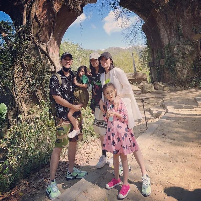 Hôn nhân của Giả Tịnh Văn ảnh 1 Hon nhan cua Gia Tinh Van anh 1