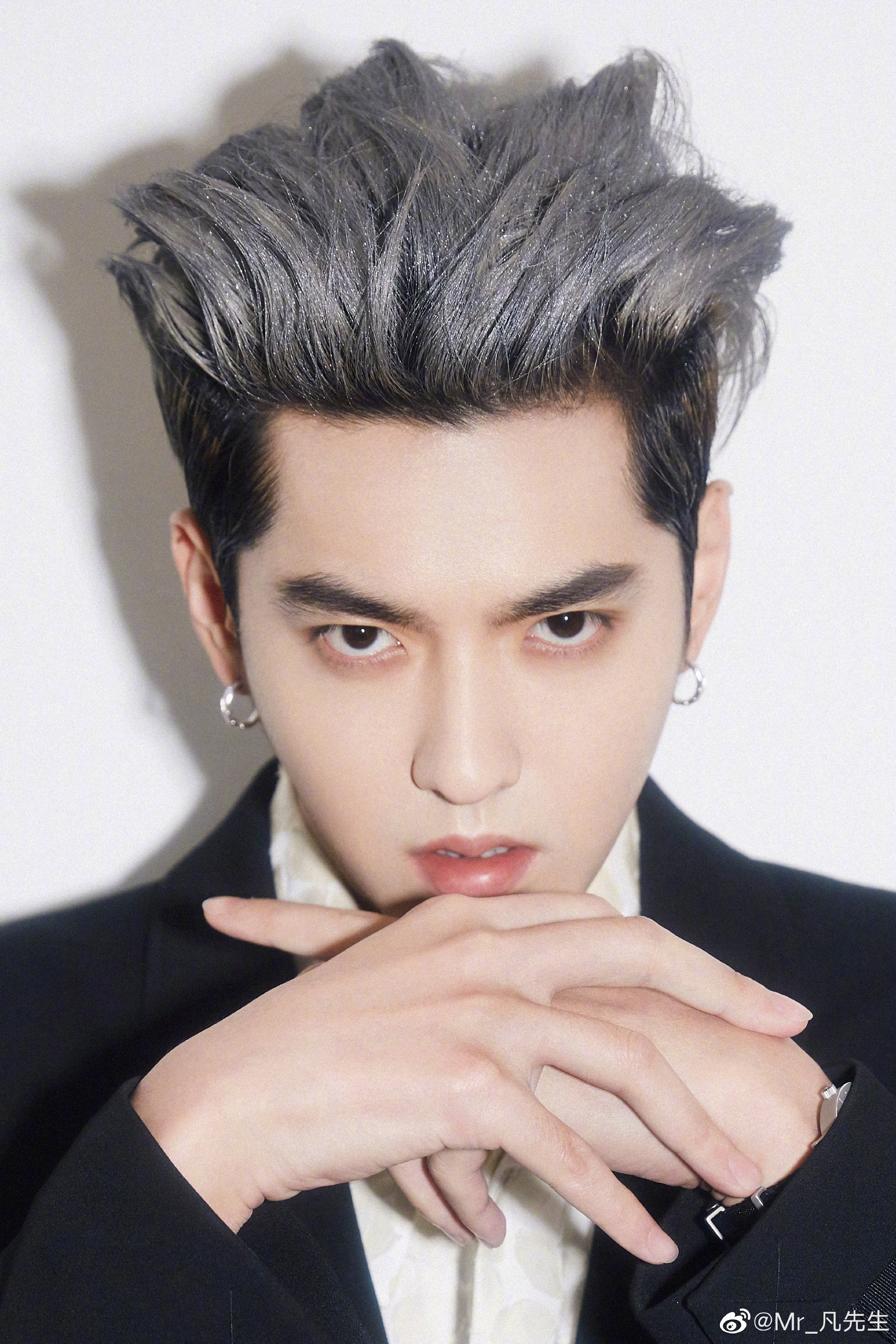 Ngo Diec Pham len tieng ve be boi san gai vi thanh nien anh 1