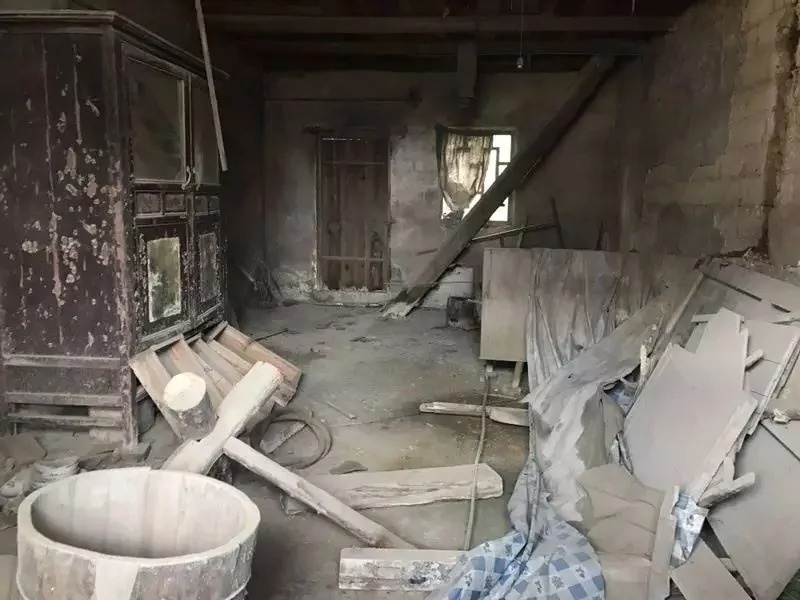 Nha cu cua chong Trieu Vy hinh anh