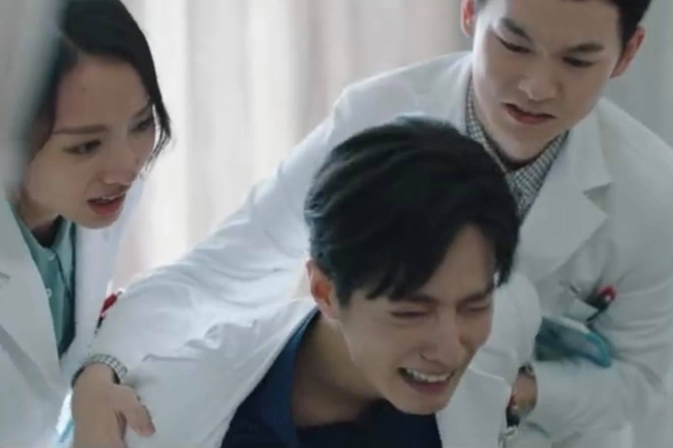 Hậu trường phim của Tiêu Chiến và Dương Tử ảnh 2 Hau truong phim cua Tieu Chien va Duong Tu anh 2