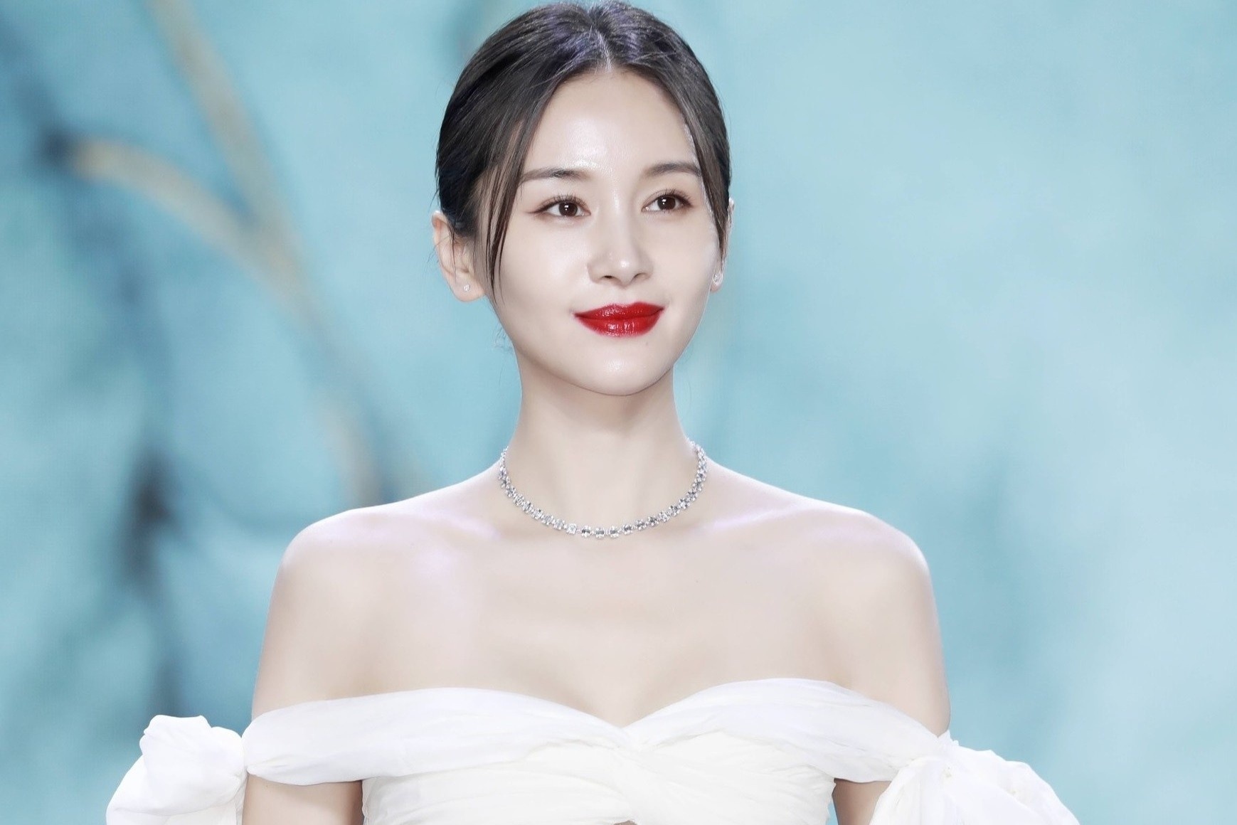 Vuong Tu Van dang anh con trai sau nhieu nam giau kin hinh anh