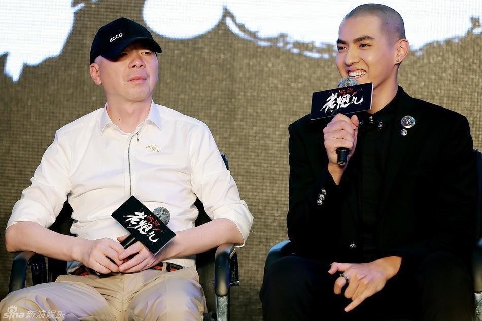 Nhung ong trum thau tom showbiz Hoa ngu anh 4