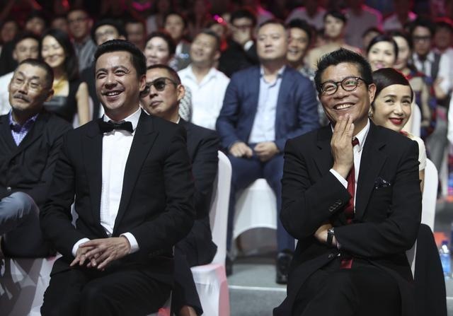 Nhung ong trum thau tom showbiz Hoa ngu anh 8