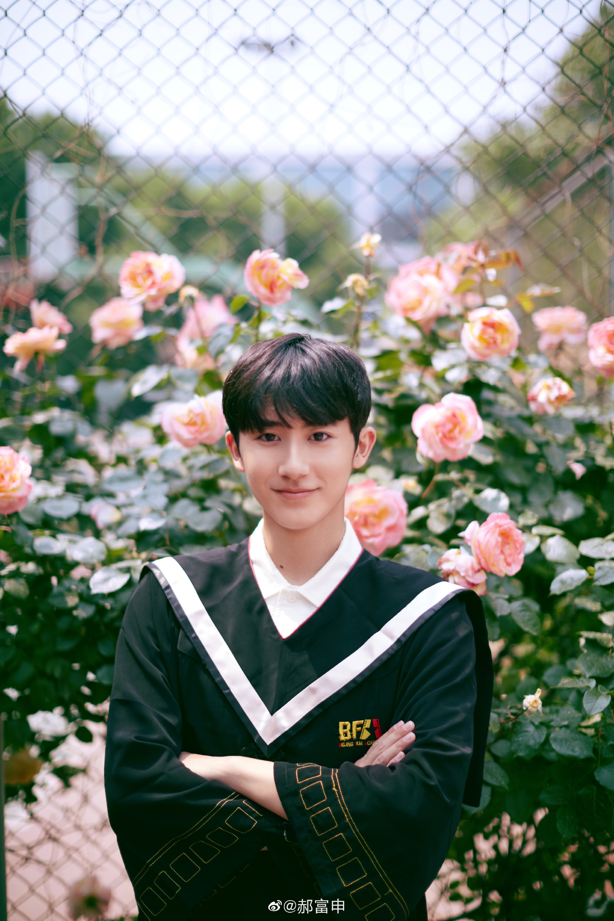 Sao nam Trung Quoc bi phanh phui doi song hon loan anh 9