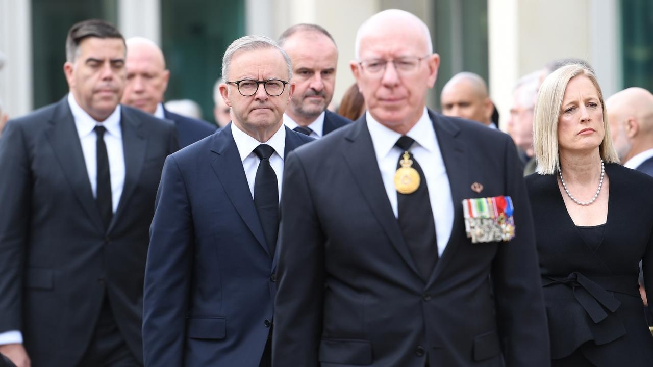 Vua Charles III anh 7