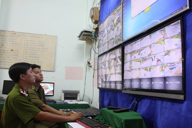 Camera ghi duoc hinh anh doi nam nu nghi giet tai xe xe om hinh anh