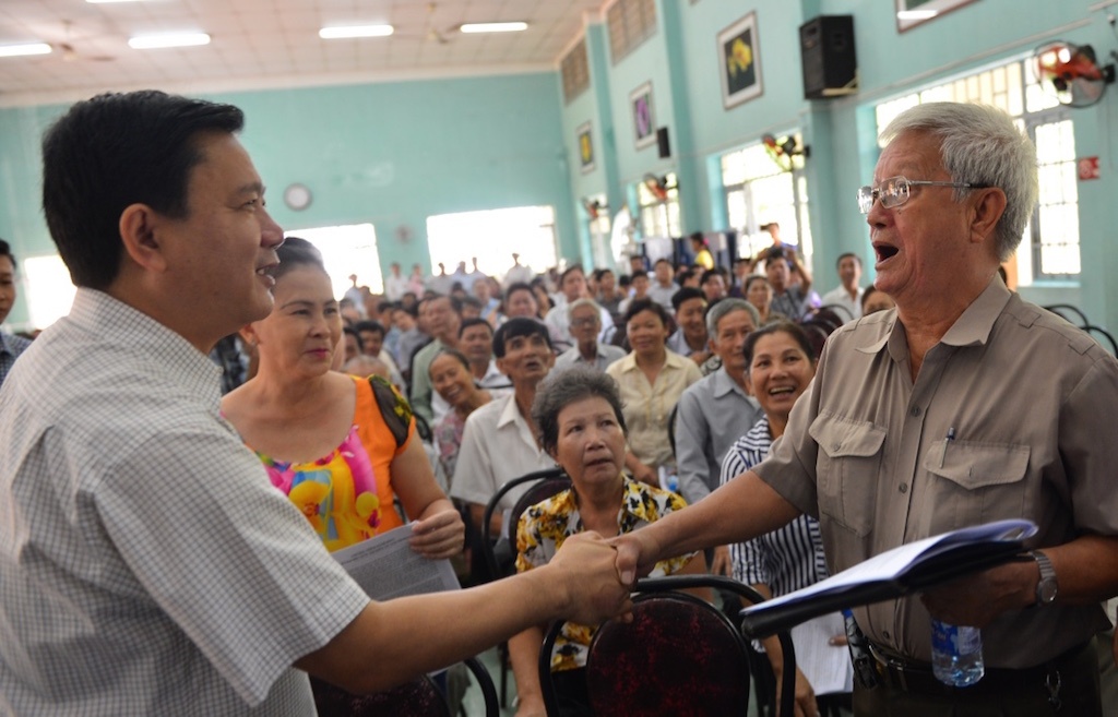 Cu tri de nghi Bi thu Thang 'vi hanh' vung sau vung xa hinh anh