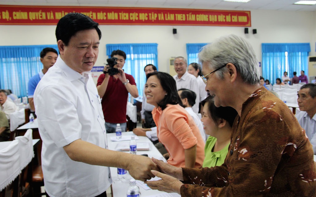 Bi thu Thang: Co ke kich dong bieu tinh, muon cach mang ca hinh anh