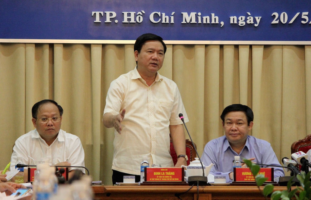 Ong Thang: Ha Noi co cao toc o cac cua ngo, TP HCM cha co gi hinh anh