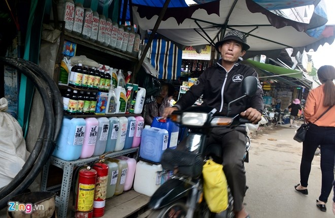 chấm dứt ngay kinh doanh hoá chất tại chợ Kim Biên ảnh 1 cham dut ngay kinh doanh hoa chat tai cho Kim Bien anh 1