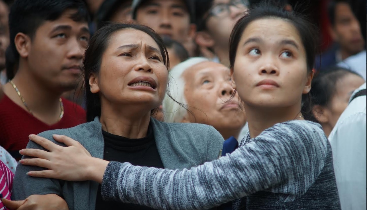 Cháy quán karaoke trên đường Trần Thái Tông ảnh 5 Chay quan karaoke tren duong Tran Thai Tong anh 5