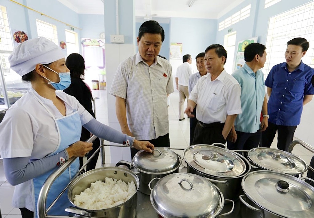 Nguoi dan khong tham nhung duoc anh 2