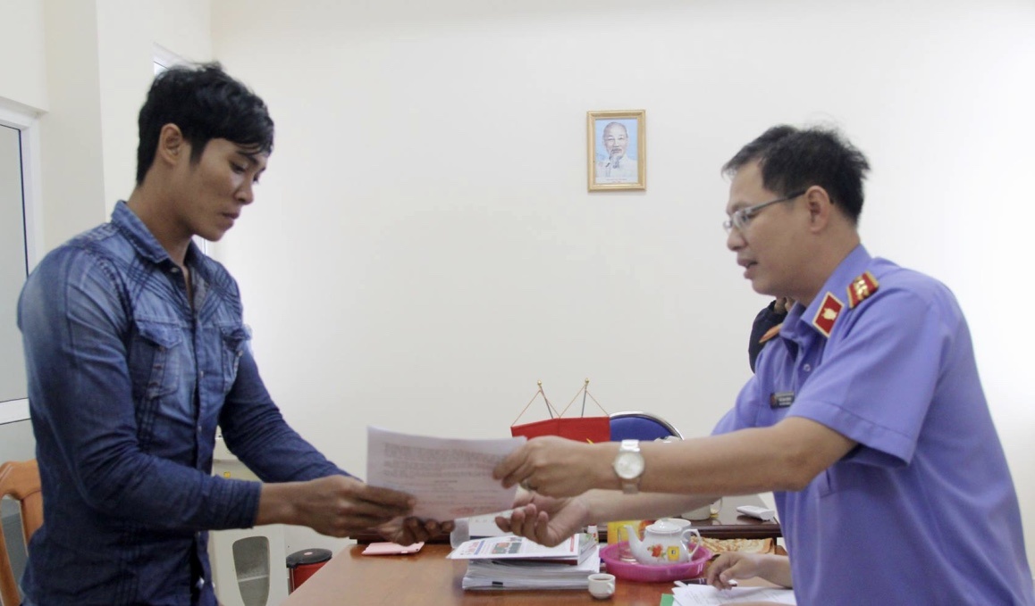 Thanh nien bi buoc toi Cuop tai san duoc minh oan anh 3