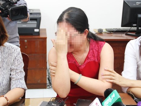 Cong an TP.HCM: Be gai 7 tuoi khong bi hiep dam o truong hinh anh