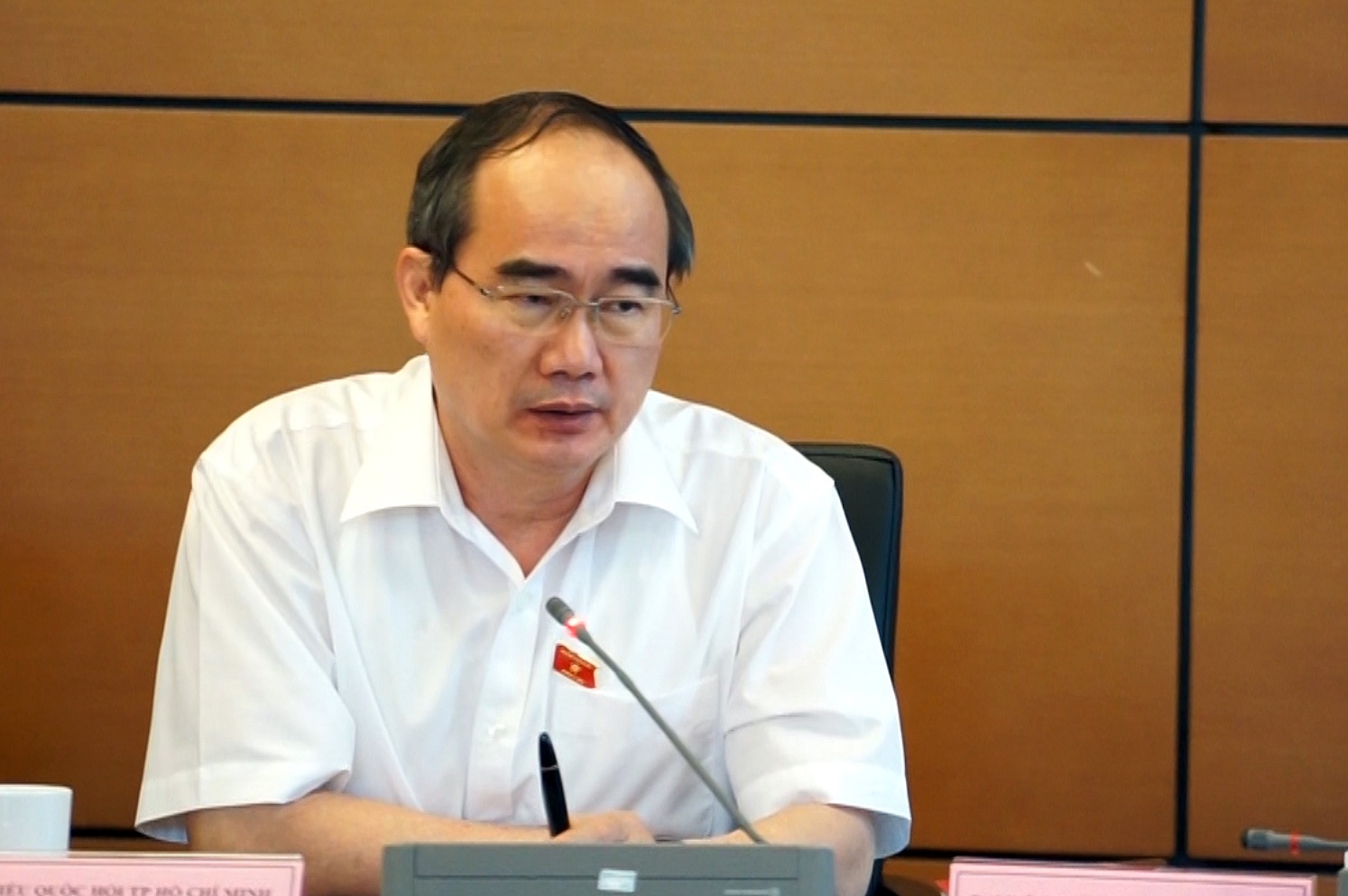 Bi thu Nhan muon Quoc hoi tao co che dac thu cho TP.HCM hinh anh