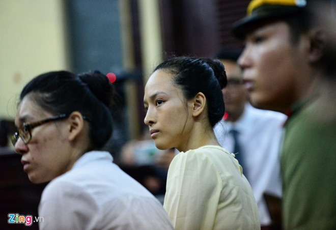 Luật sư kiến nghị cấm xuất cảnh với Mai Phương ảnh 1 Luat su kien nghi cam xuat canh voi Mai Phuong anh 1