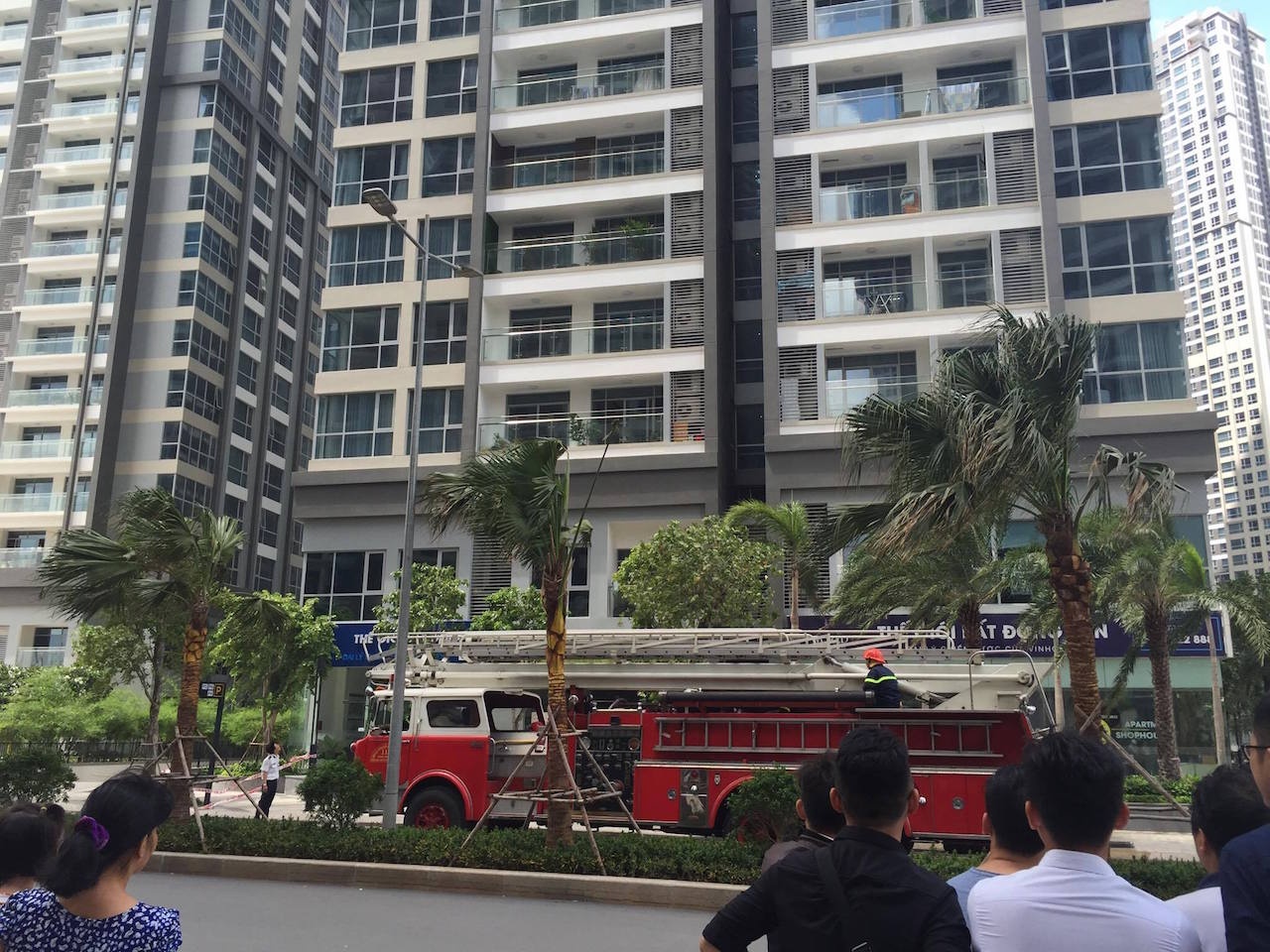 Cháy tại Vinhomes Central Park ảnh 2 Chay tai Vinhomes Central Park anh 2