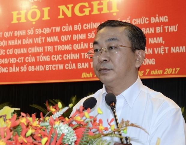 TP.HCM: Bi thu Quan uy Binh Tan bi ky luat hinh anh
