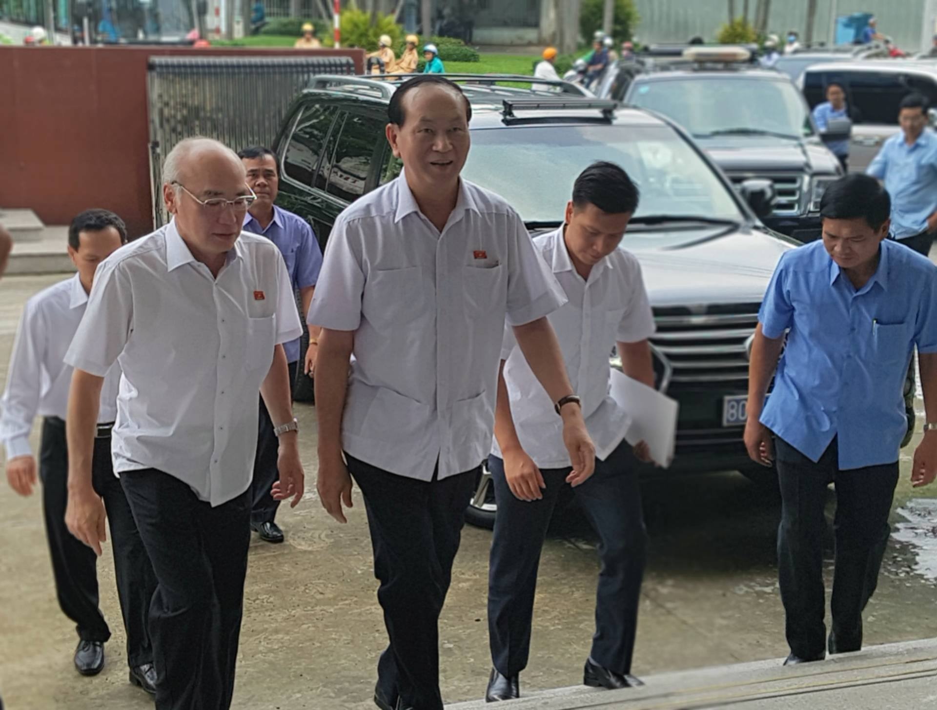 Chủ tịch nước Trần Đại Quang tiếp xúc cử tri ảnh 1 Chu tich nuoc Tran Dai Quang tiep xuc cu tri anh 1