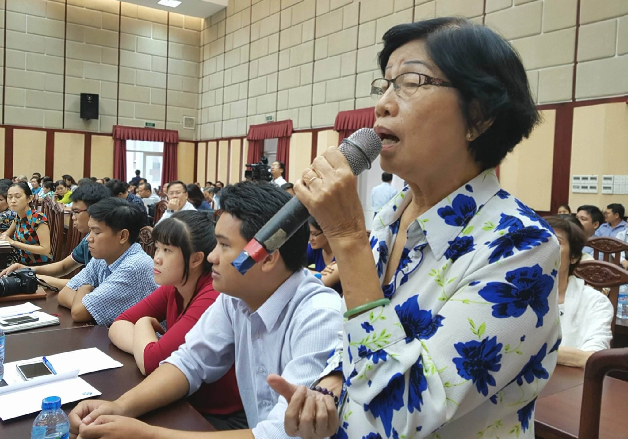 Bí thư Nguyễn Thiện Nhân tiếp xúc cử tri ảnh 1 Bi thu Nguyen Thien Nhan tiep xuc cu tri anh 1