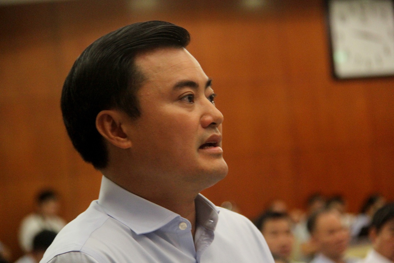 Giam doc So GTVT TP.HCM: Duong hong do khong co xe luu thong hinh anh