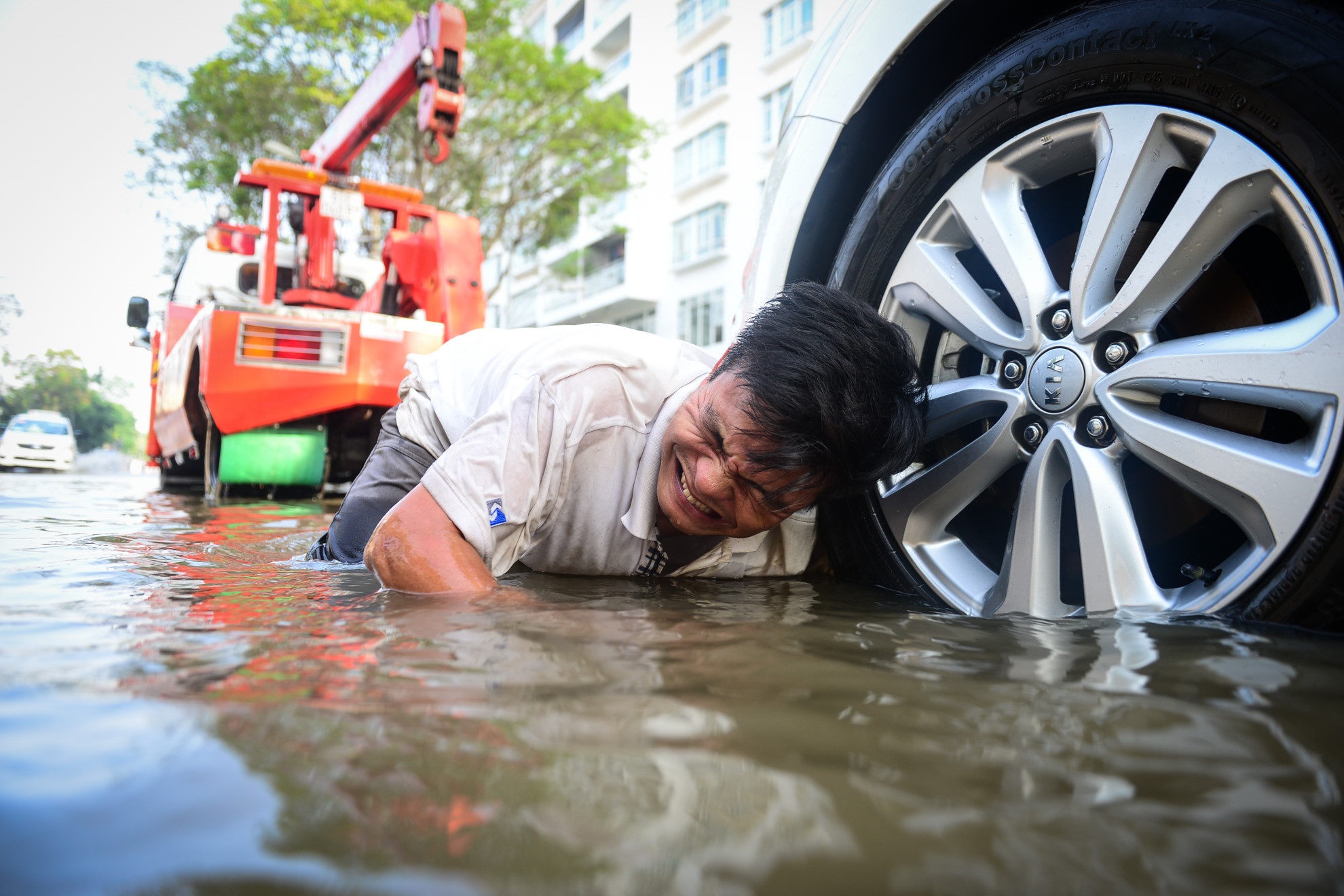 Ngập ở khu nhà giàu Thảo Điền ảnh 2 Ngap o khu nha giau Thao Dien anh 2