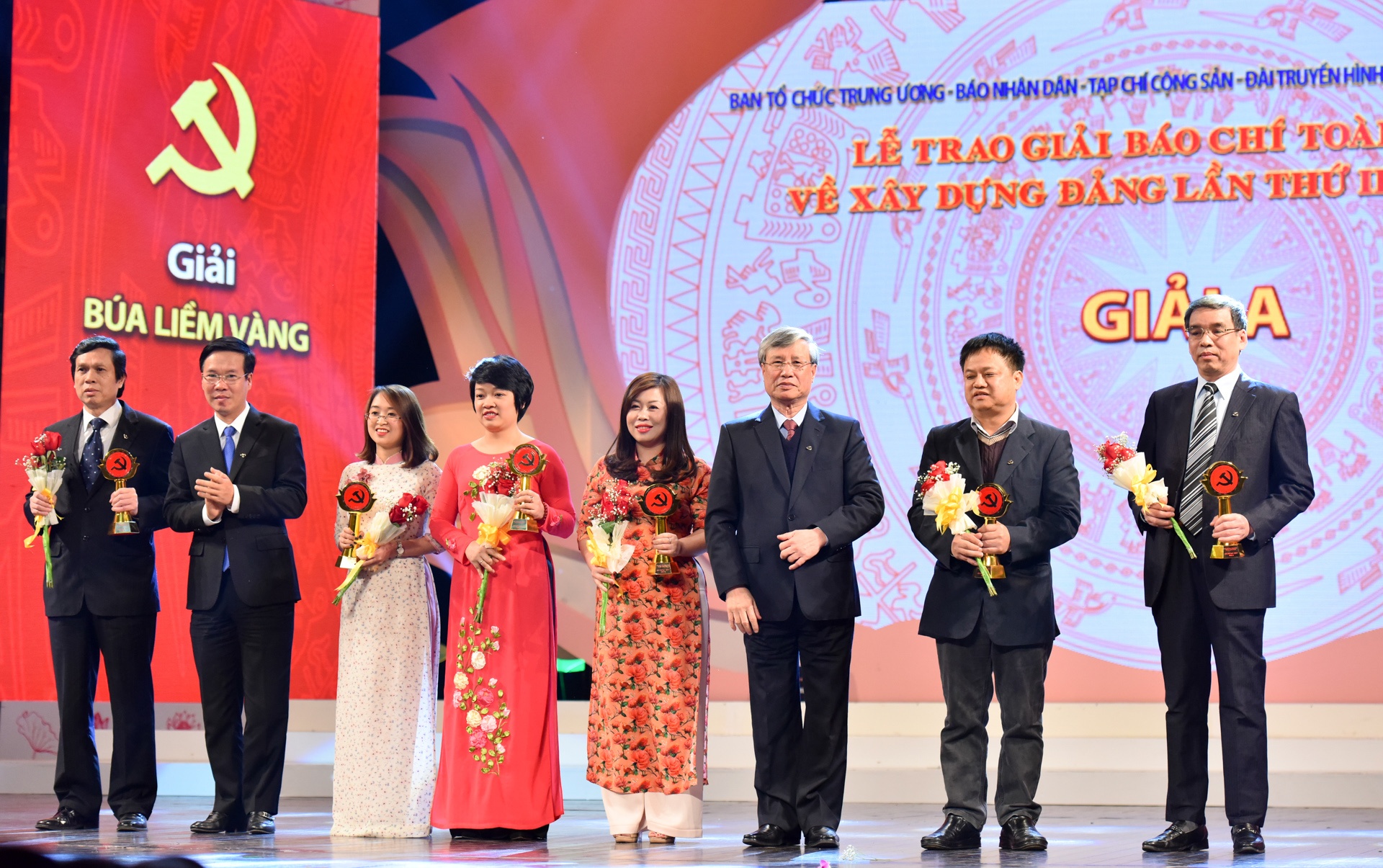 Giai Bua liem vang anh 3