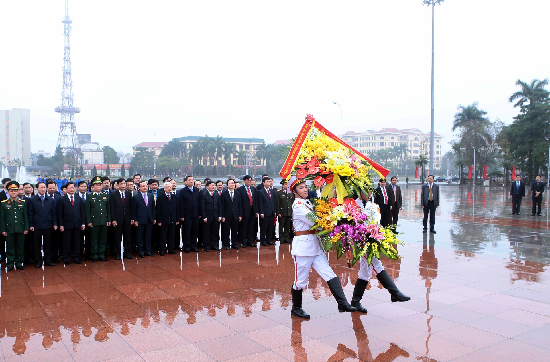 Tong bi thu Nguyen Phu Trong trong cay anh 4