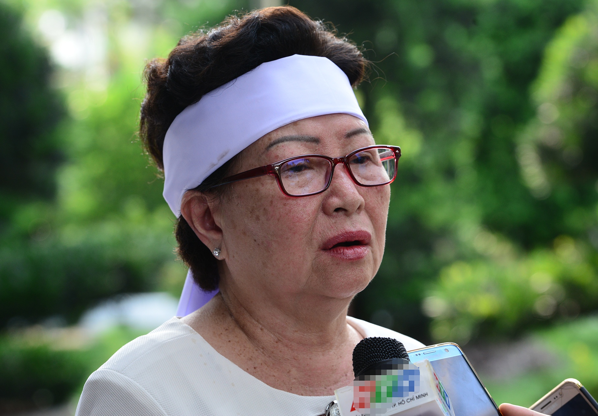 Ong Sau Khai trong ky uc nguoi em gai hinh anh