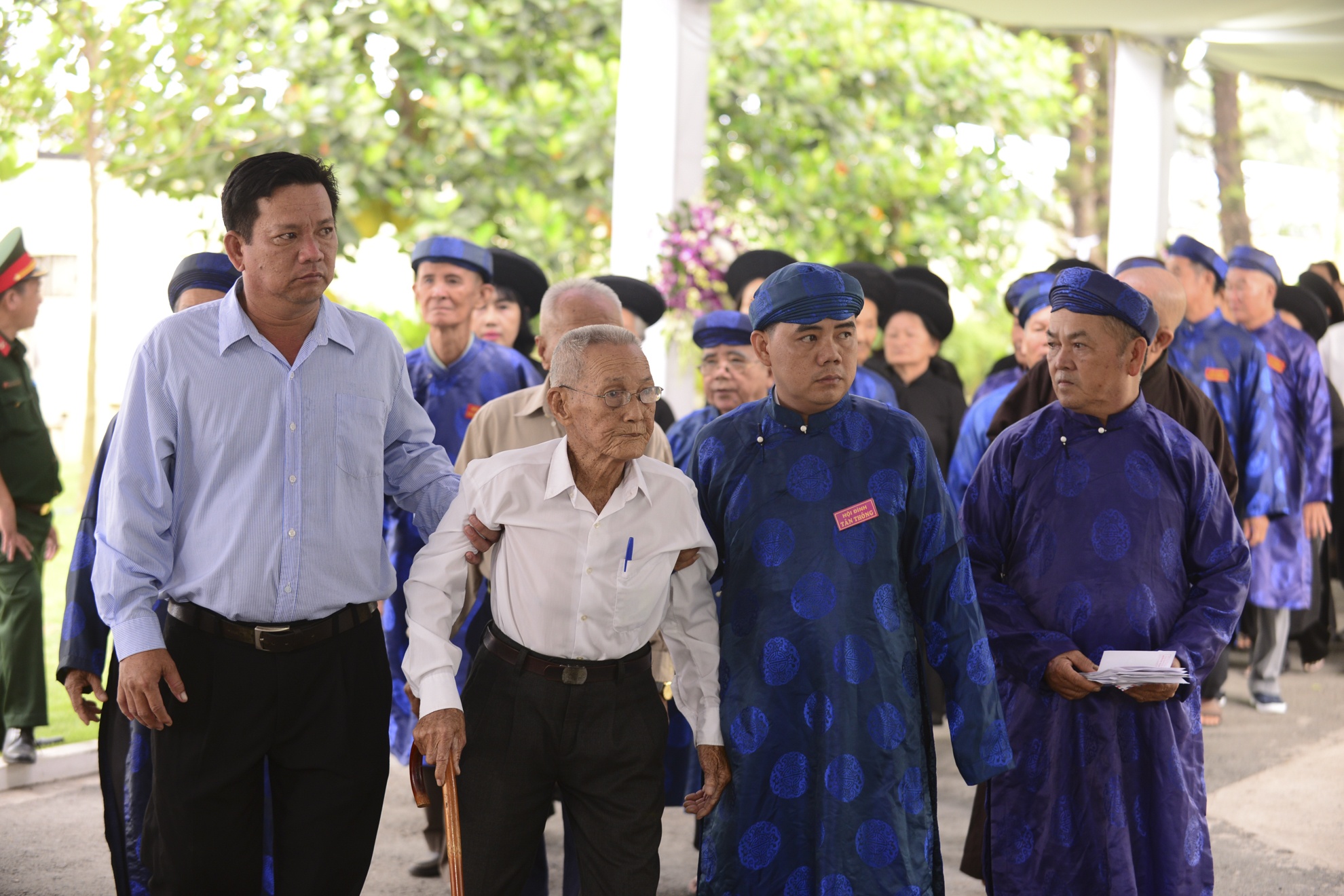 Ong Truong Tan Sang vieng ong Phan Van Khai anh 3