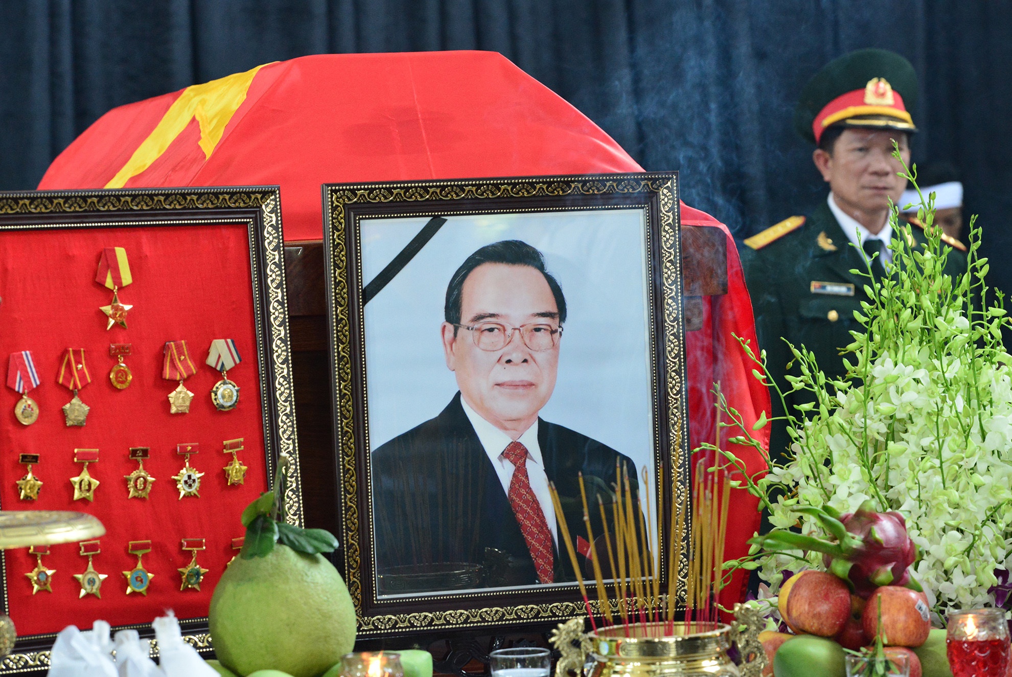 'Nguoi dan danh gia chinh xac nhat dong gop cua ong Sau Khai' hinh anh