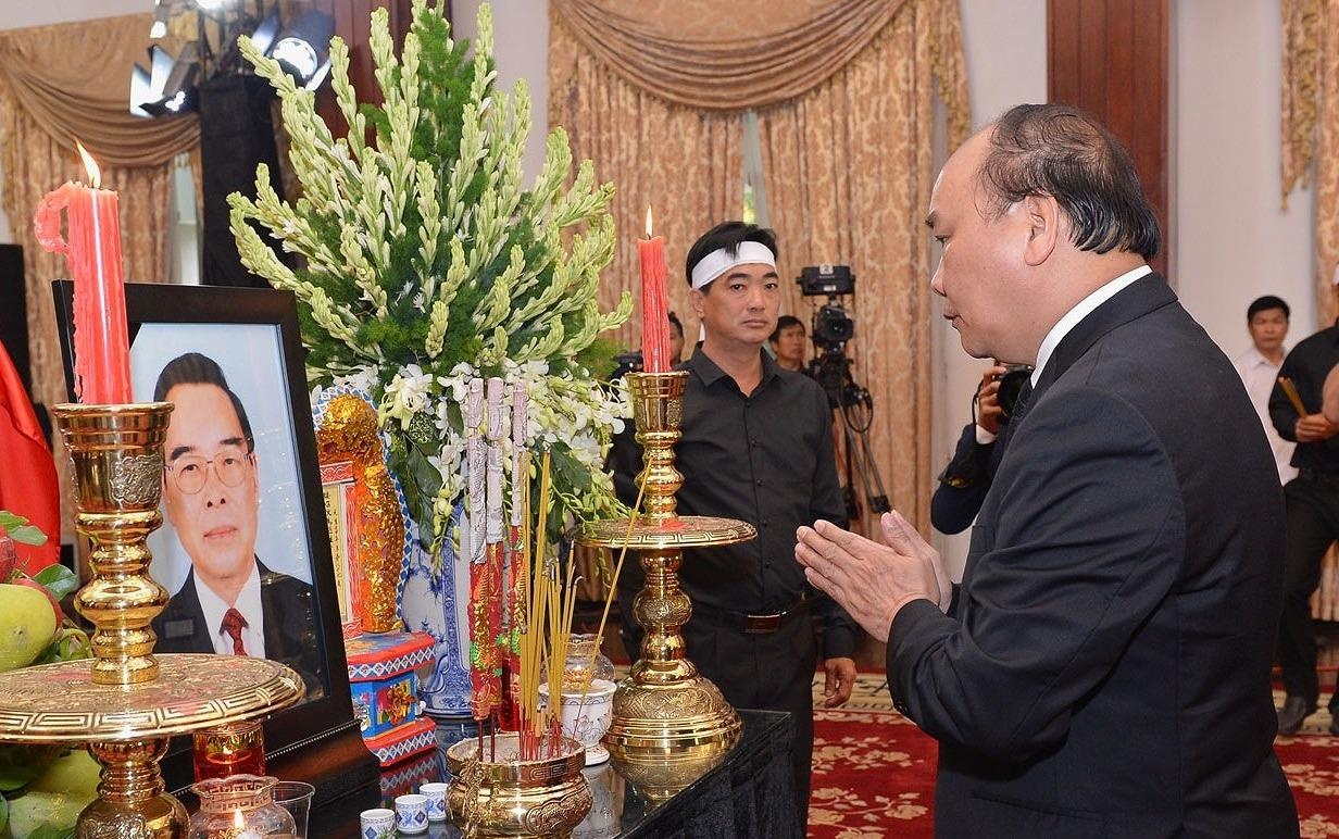 Bat dau 2 ngay quoc tang nguyen Thu tuong Phan Van Khai hinh anh