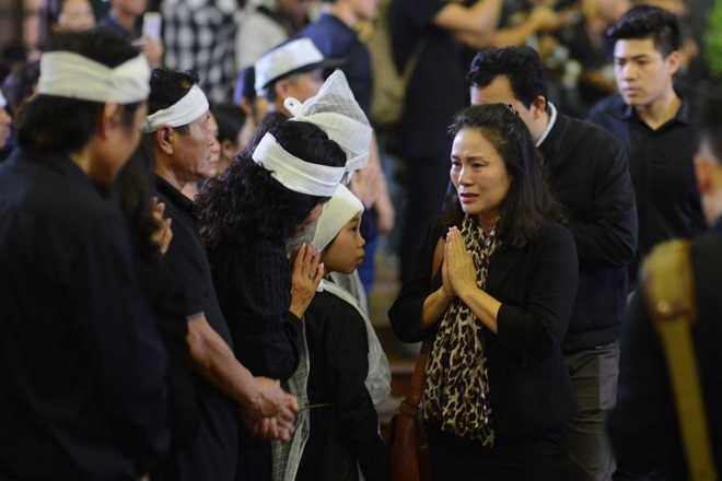 Le tang Tran Lap va nuoc mat cua su bat luc hinh anh