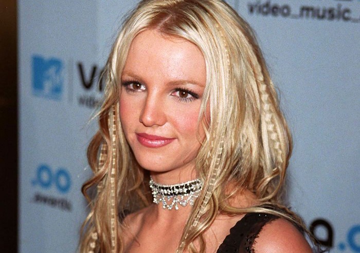 Vi sao Britney Spears luon khien the gioi chan dong? hinh anh
