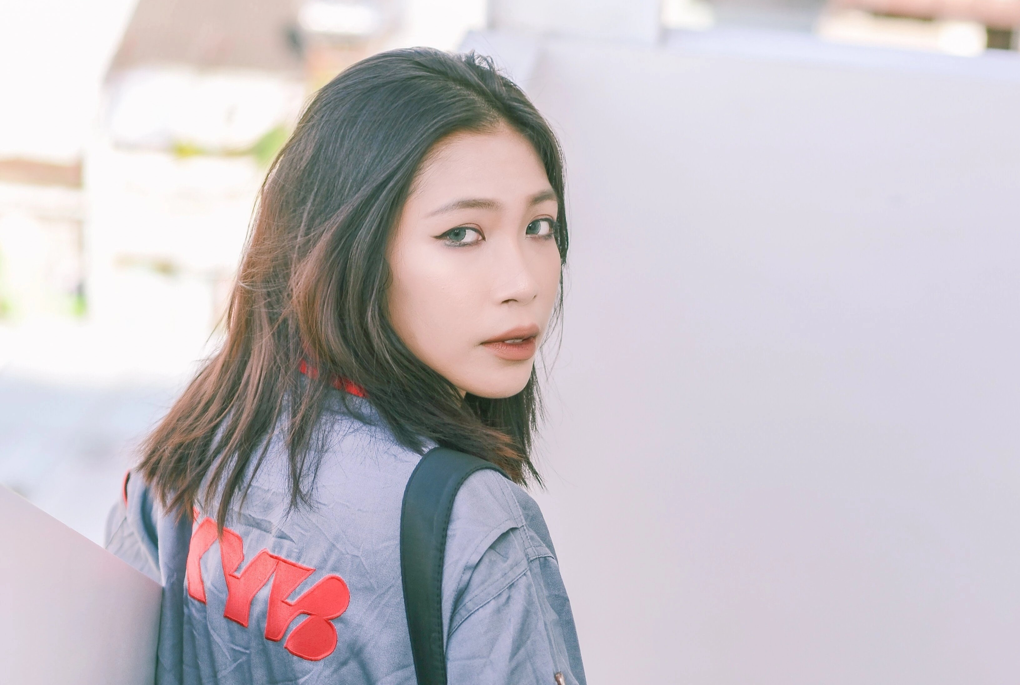 Co hoi hoc hoi, co cong viec tot khi theo duoi than tuong hinh anh