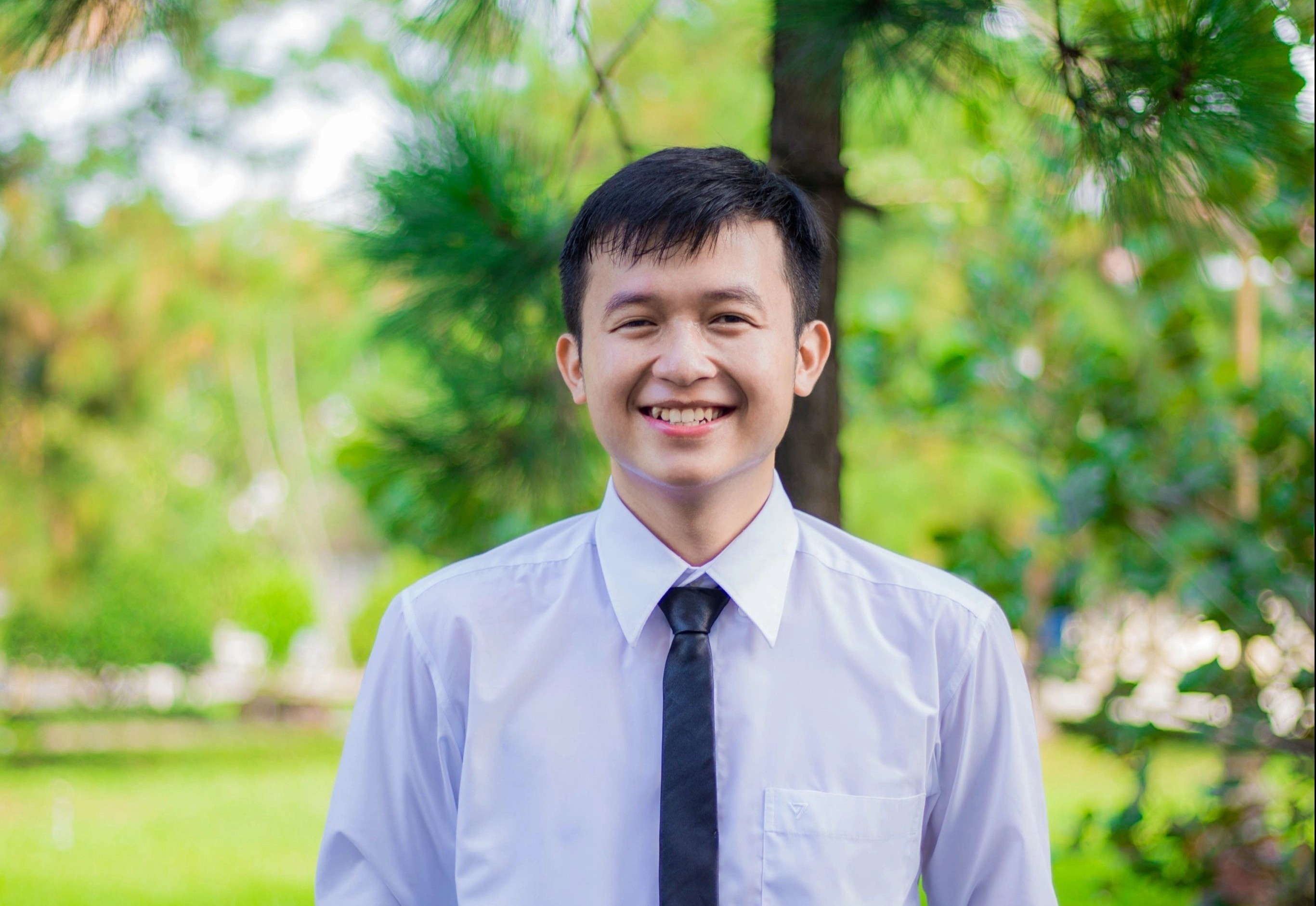 Tan cu nhan tu bo cong viec tot, san hoc bong du hoc hinh anh