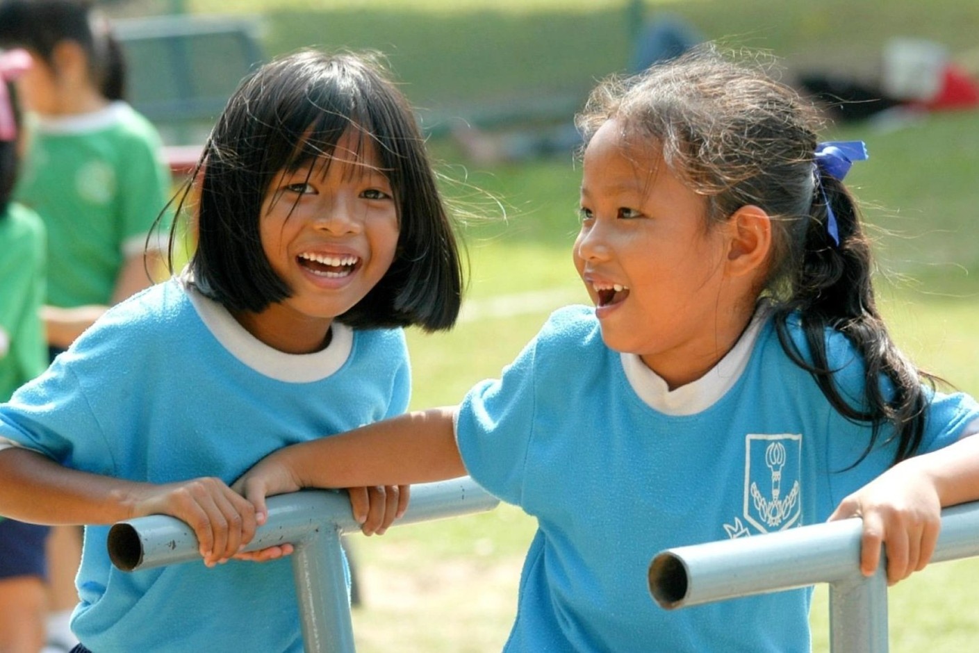 Tranh luan viec tre thong minh ngoi cung lop voi nguoi binh thuong hinh anh