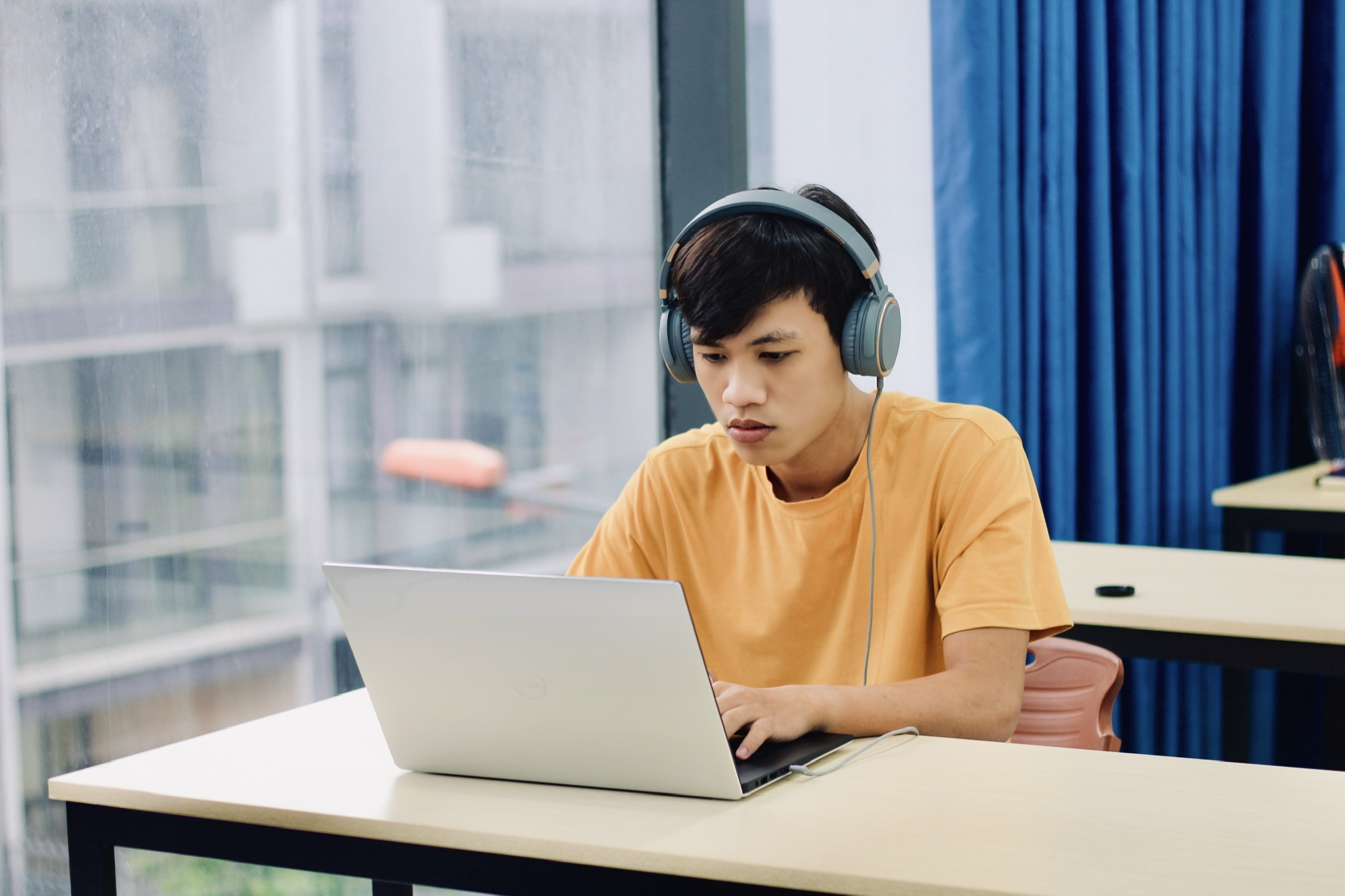 hoc thiet ke hinh anh anh 1