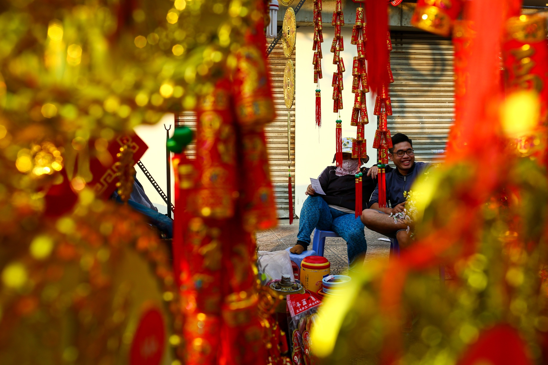 Hang Tet tran xuong le duong Sai Gon hinh anh