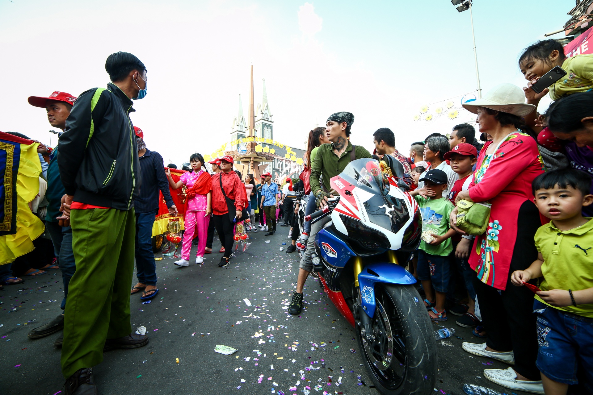 le ruoc kieu ba ruc ro sac mau o binh duong anh 7