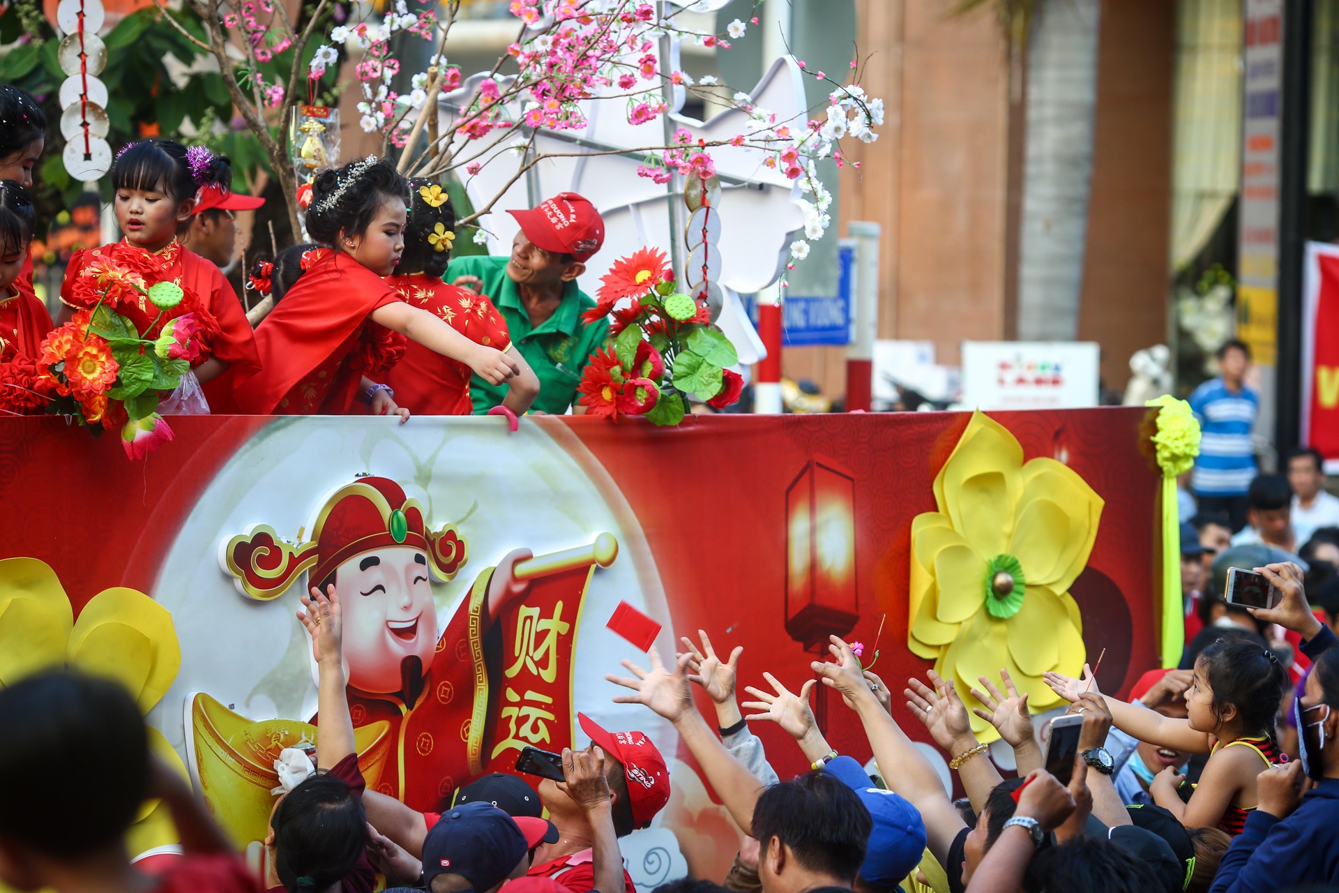 le ruoc kieu ba ruc ro sac mau o binh duong anh 11