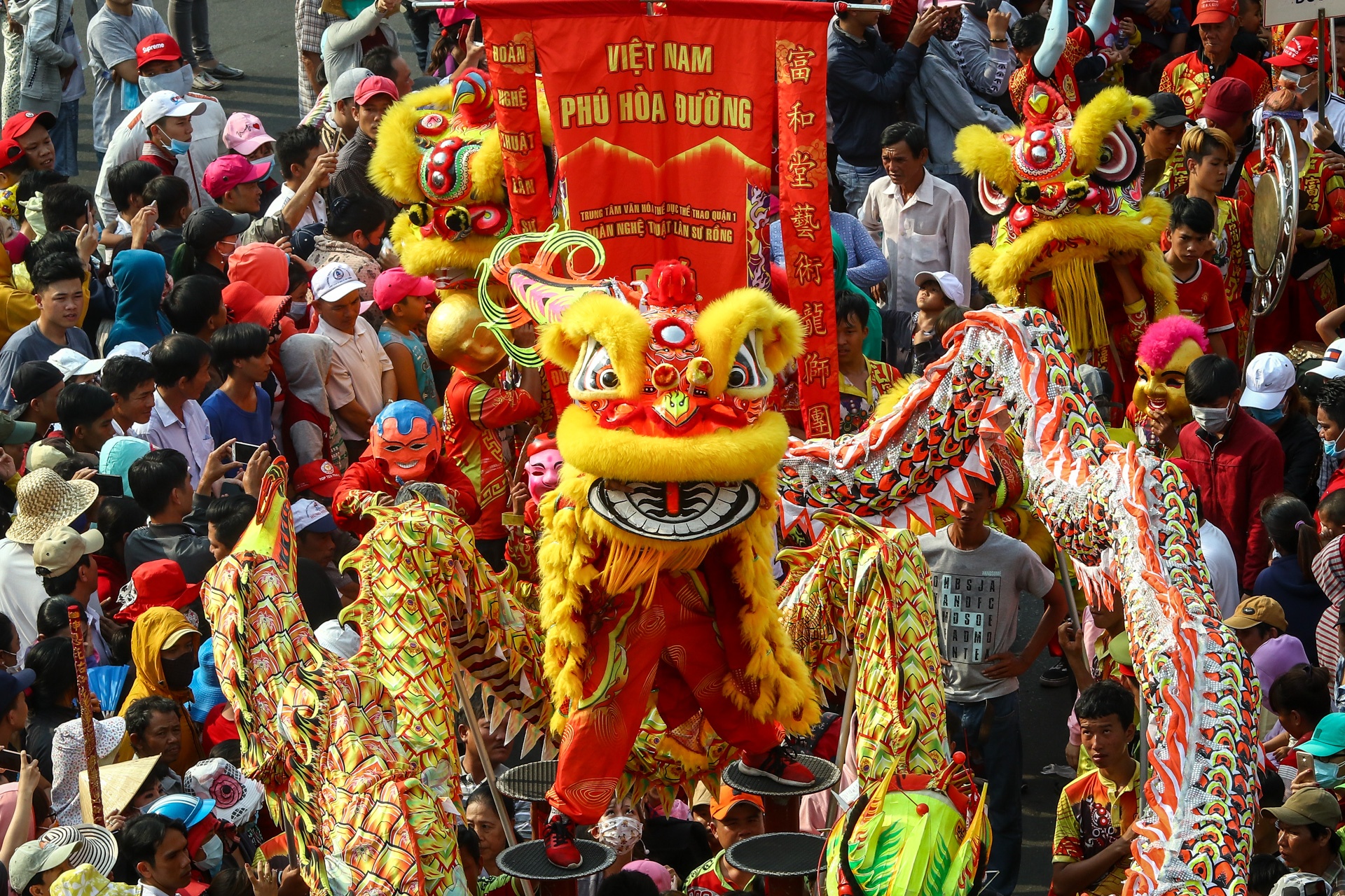 le ruoc kieu ba ruc ro sac mau o binh duong anh 5