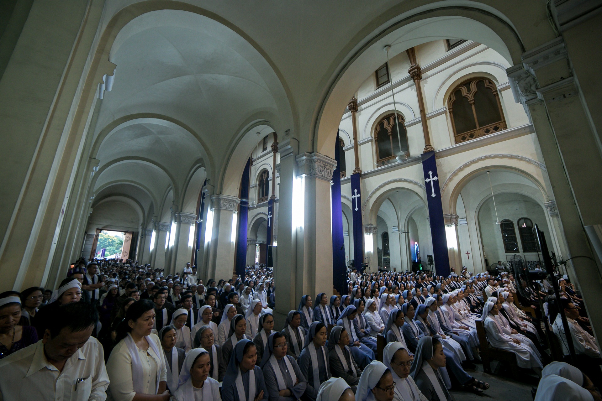 thanh le duc tong phaolo luc rang sang tai nha tho duc ba anh 9
