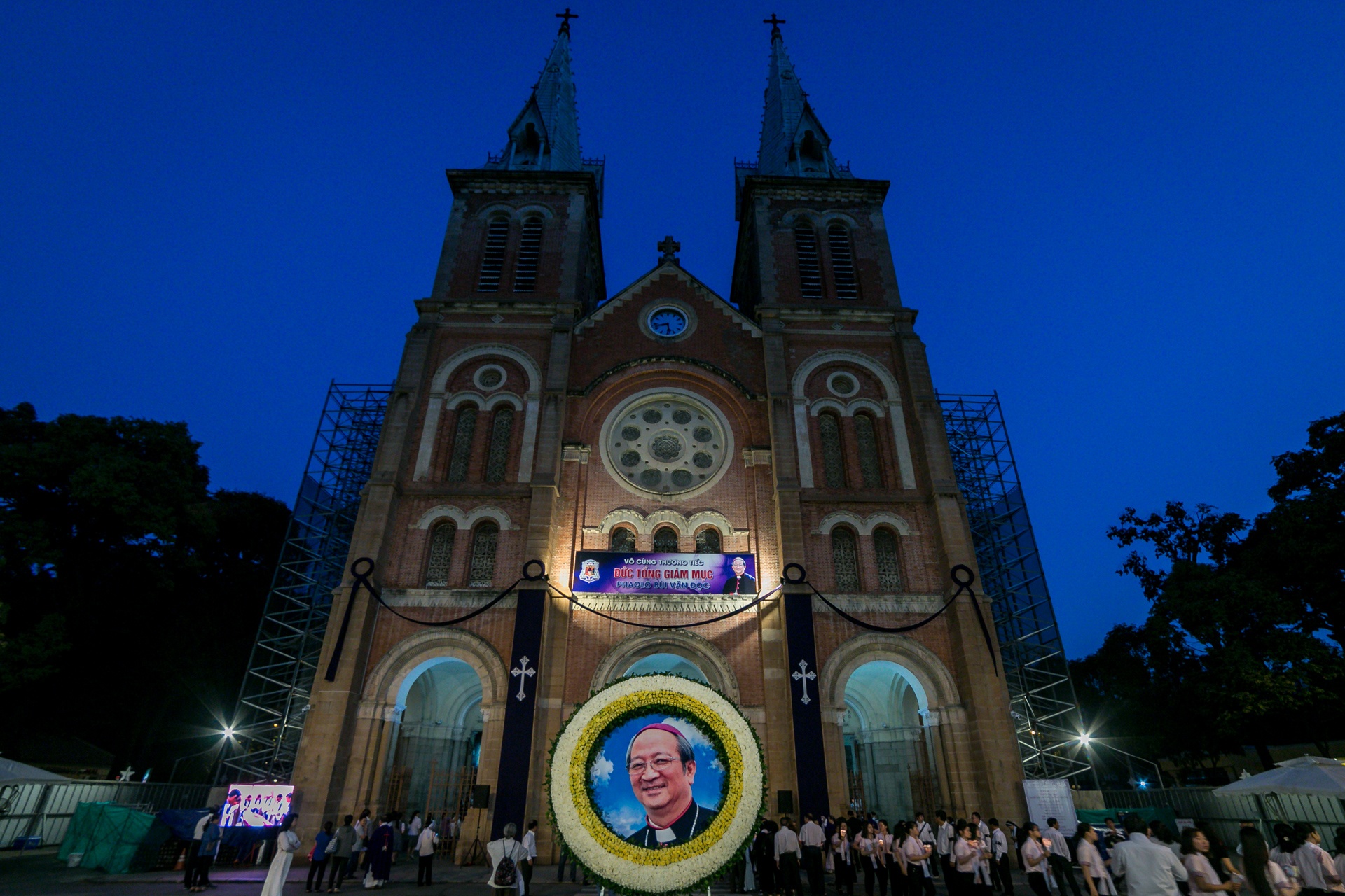 thanh le duc tong phaolo luc rang sang tai nha tho duc ba anh 1