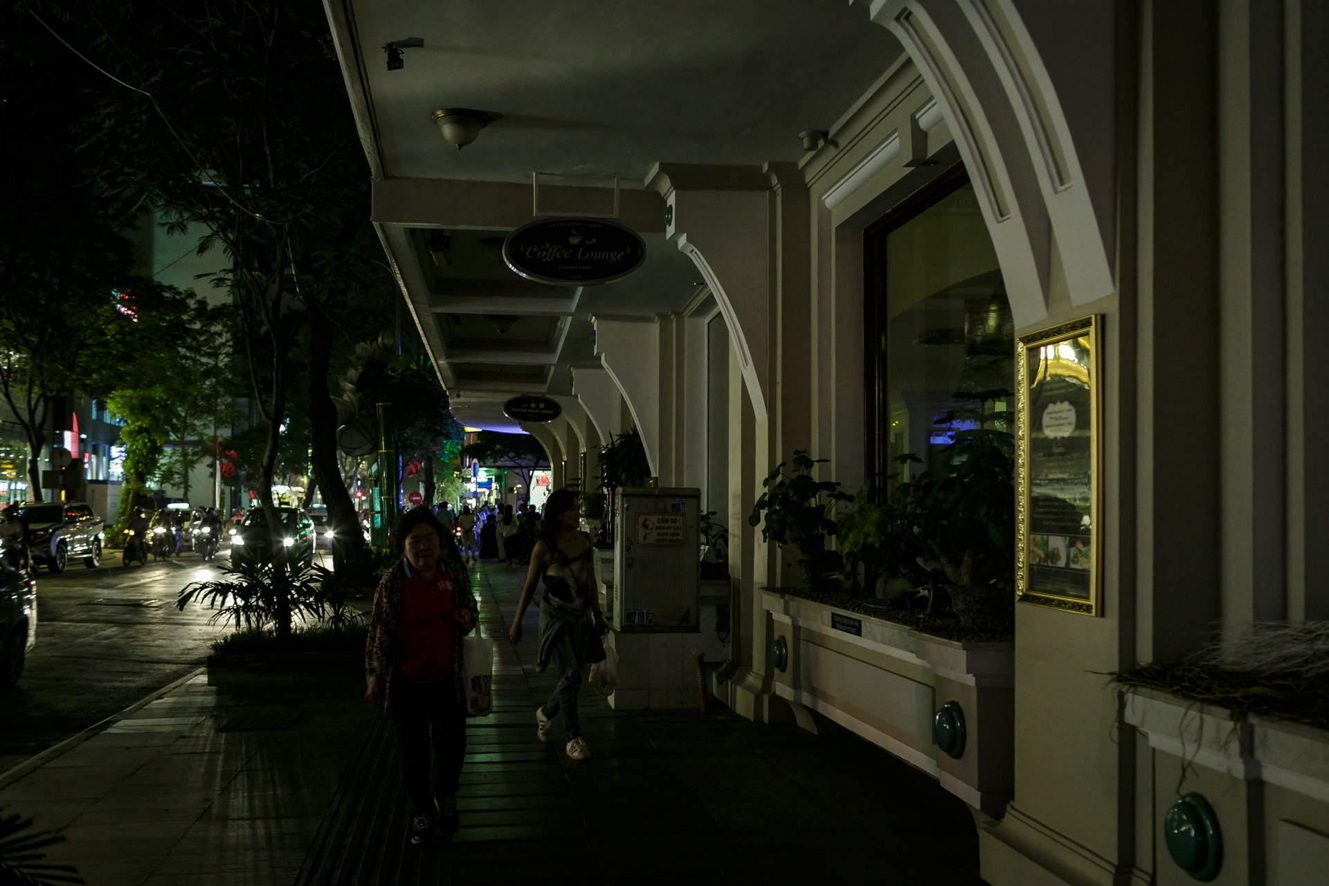 sai gon tat dien mot gio trong su kien gio trai dat anh 7