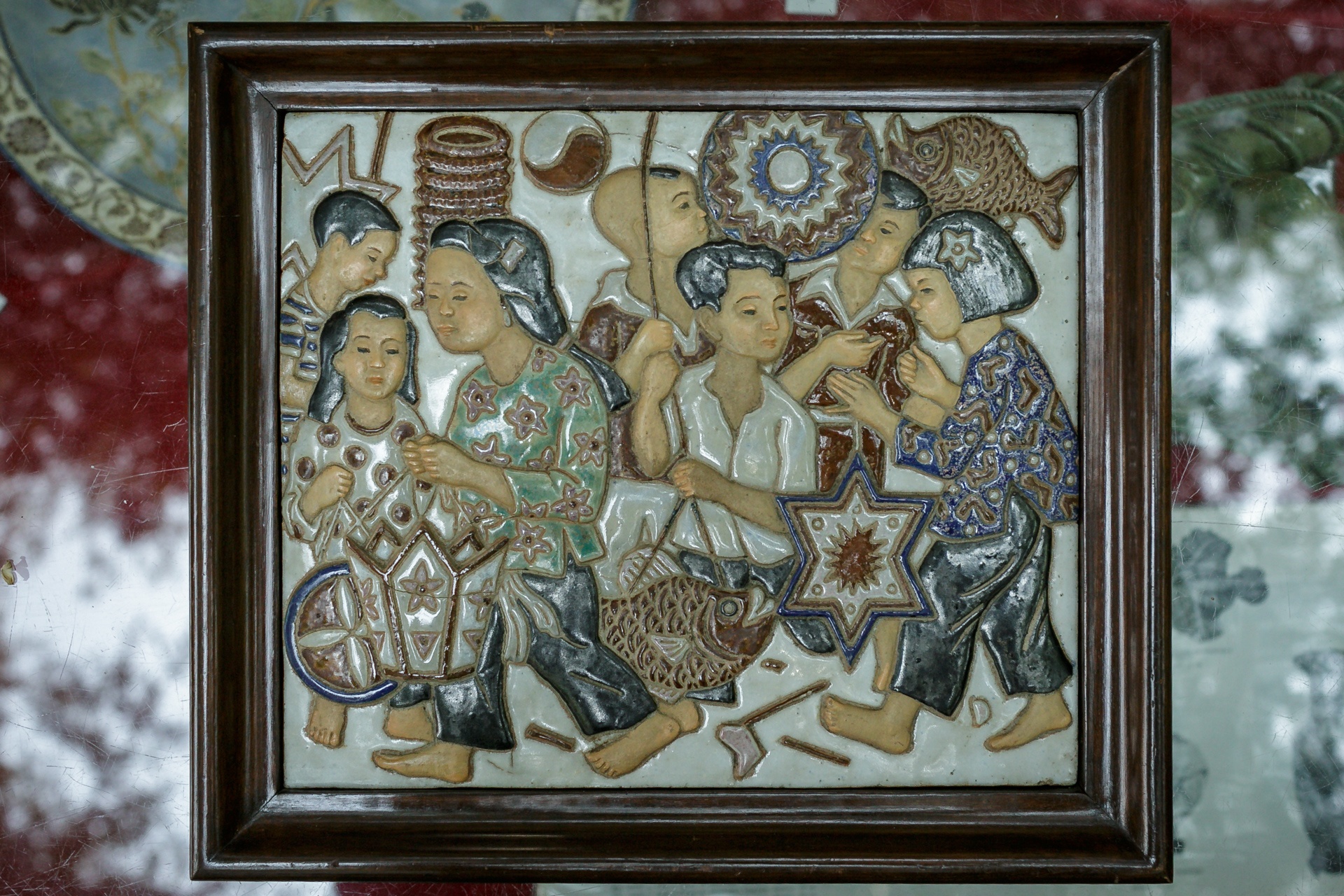 sach xua gom my thuat thanh le quat marelli tai trien lam o duong sach anh 8