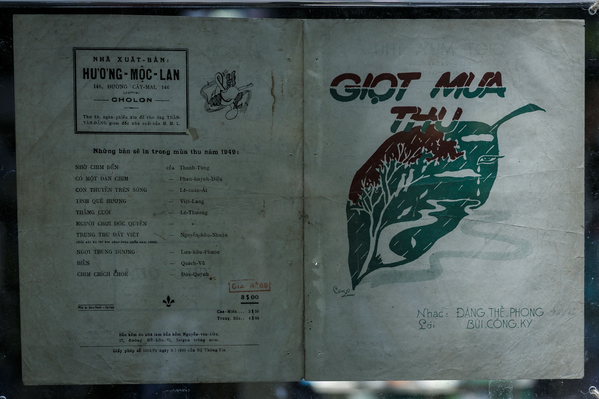 sach xua gom my thuat thanh le quat marelli tai trien lam o duong sach anh 10