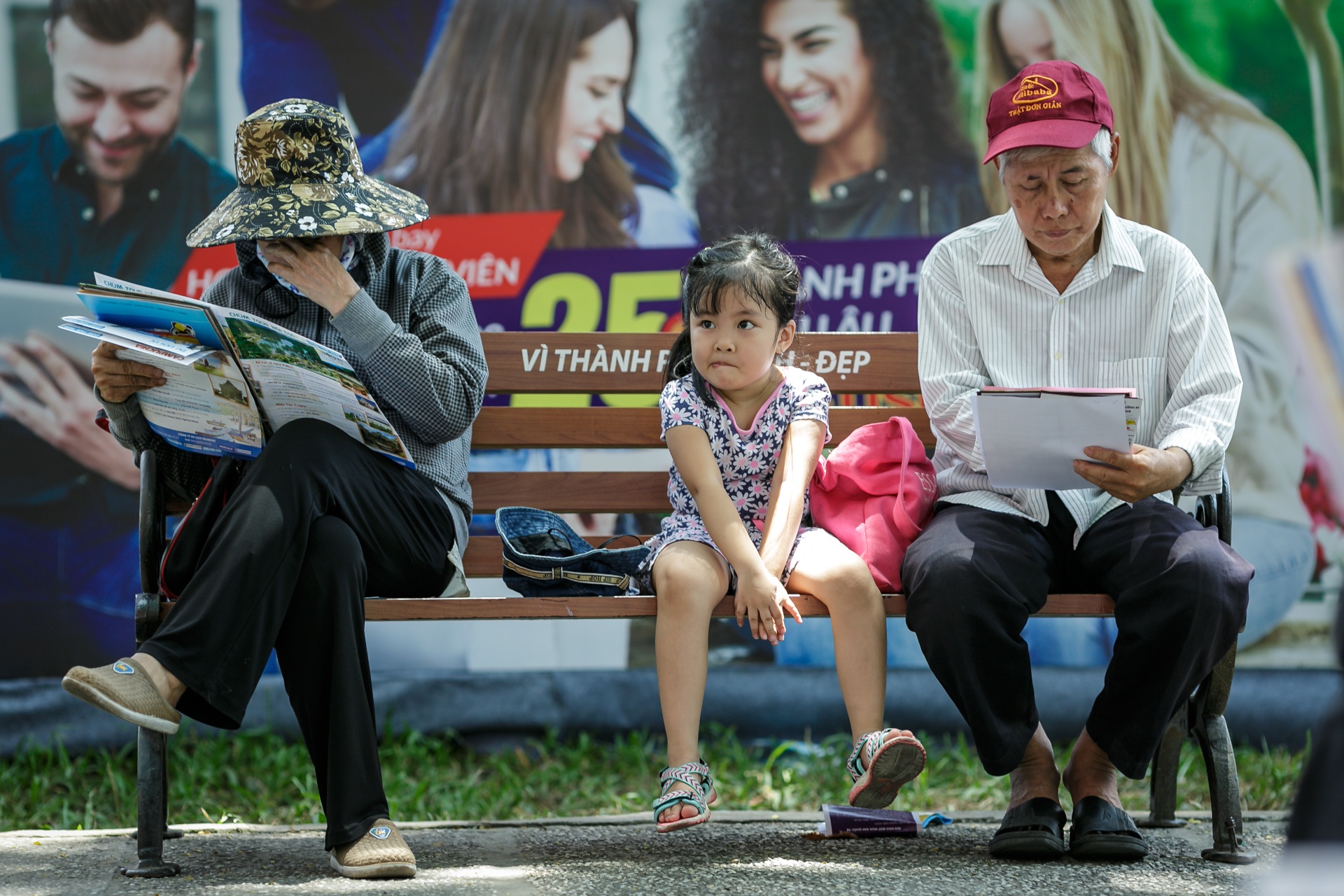 bat chap nang nong,  nhieu nguoi tich cuc san tour gia re tai ngay hoi du lich 2018 anh 11
